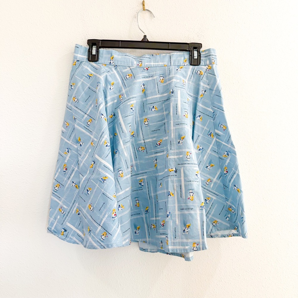 Retrolicious 100% Cotton Alice in Wonderland Whimsical Halloween Costume Skirt L